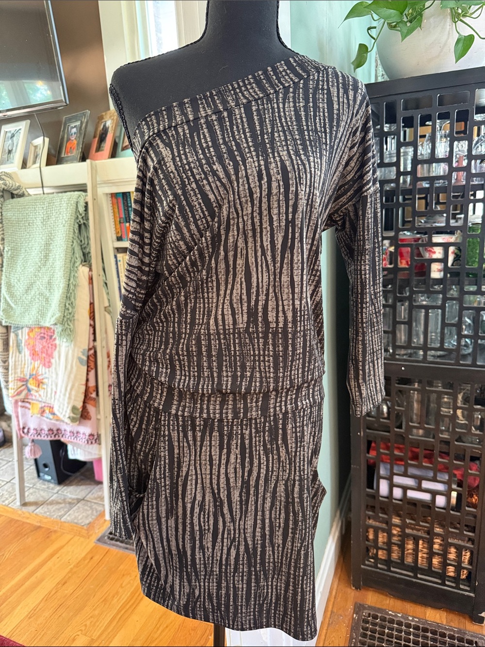 One-Shoulder Black Patterned Women's Dress
